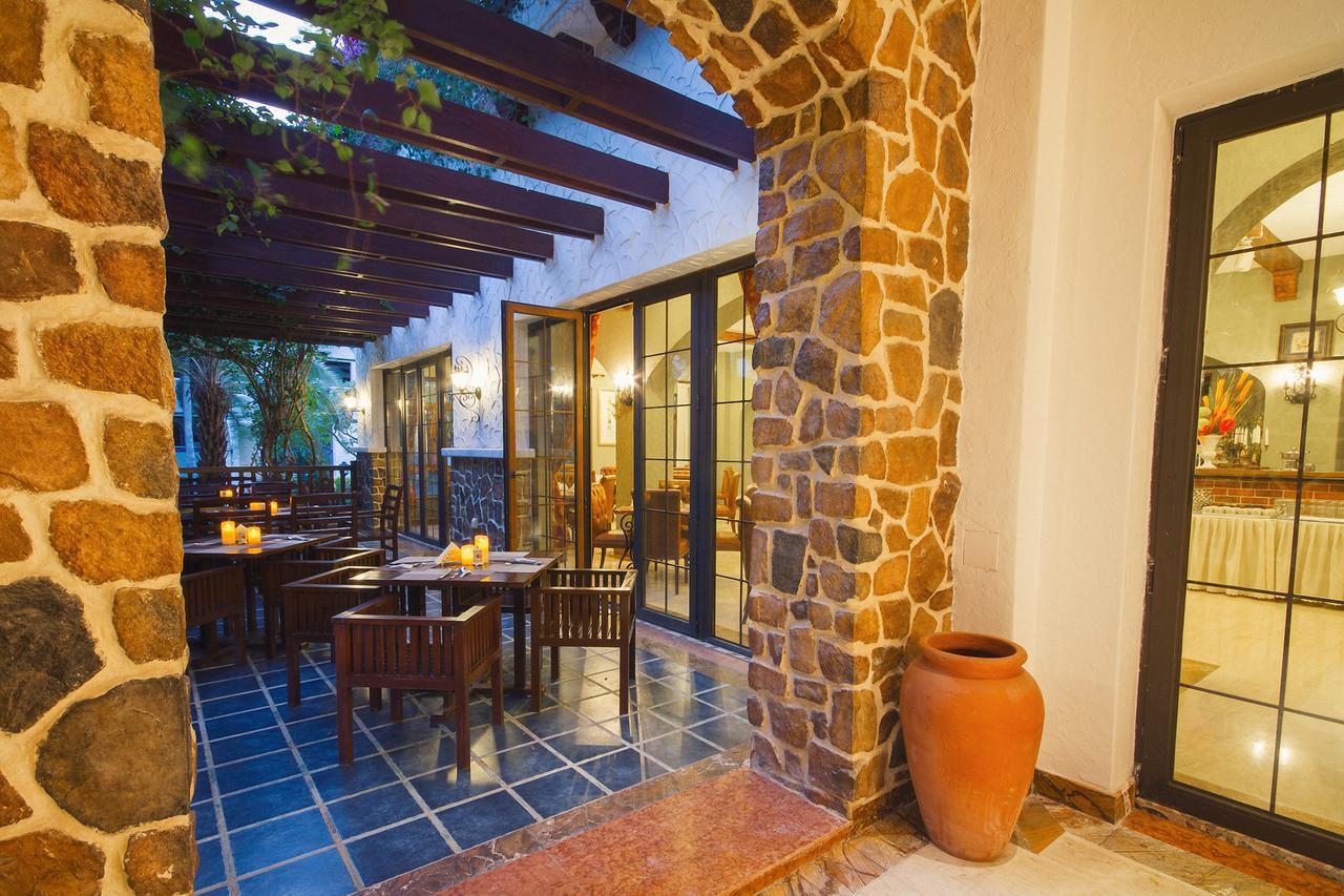 Best Western Premier International Resort Hotel Sanya Exterior photo